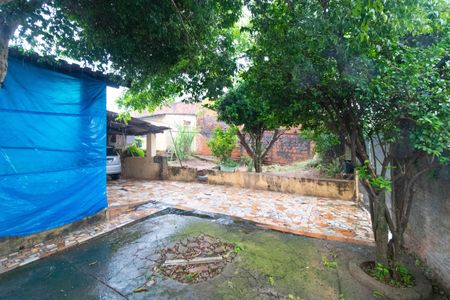 Casa à venda com 113m², 3 quartos e 2 vagas Casa à venda com 113m², 3 quartos e 2 vagasQuintal