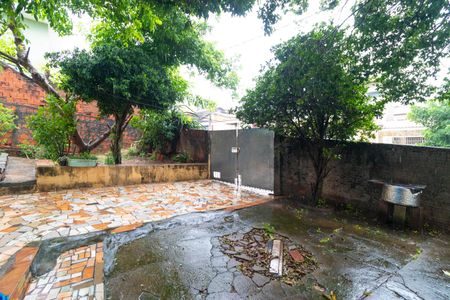 Casa à venda com 113m², 3 quartos e 2 vagas Casa à venda com 113m², 3 quartos e 2 vagasQuintal