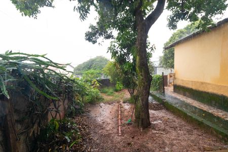 Casa à venda com 113m², 3 quartos e 2 vagas Casa à venda com 113m², 3 quartos e 2 vagasQuintal