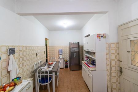 Casa à venda com 113m², 3 quartos e 2 vagas Casa à venda com 113m², 3 quartos e 2 vagasCozinha