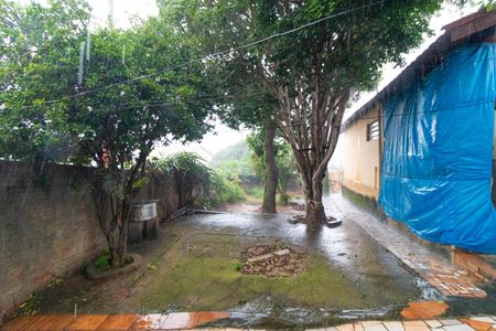 Casa à venda com 113m², 3 quartos e 2 vagas Casa à venda com 113m², 3 quartos e 2 vagasQuintal