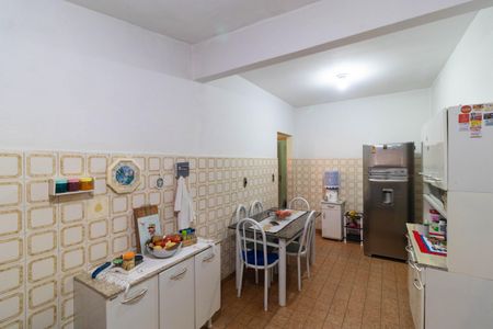 Casa à venda com 113m², 3 quartos e 2 vagas Casa à venda com 113m², 3 quartos e 2 vagasCozinha