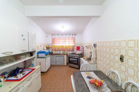 Casa à venda com 113m², 3 quartos e 2 vagas Casa à venda com 113m², 3 quartos e 2 vagasCozinha