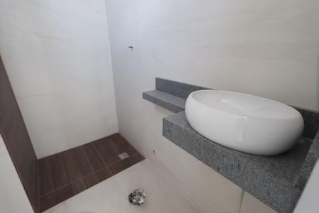 Apartamento à venda com 44m², 2 quartos e 1 vagaBanheiro