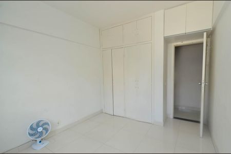 Apartamento à venda com 100m², 3 quartos e 1 vaga Apartamento à venda com 100m², 3 quartos e 1 vagaQuarto1