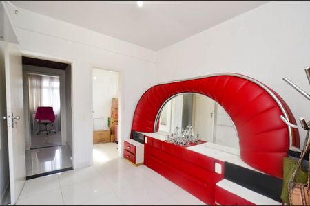 Apartamento à venda com 100m², 3 quartos e 1 vaga Apartamento à venda com 100m², 3 quartos e 1 vagaSuite1