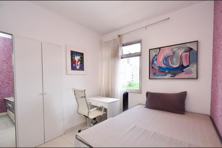 Apartamento à venda com 100m², 3 quartos e 1 vaga Apartamento à venda com 100m², 3 quartos e 1 vagaSuite2