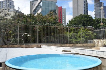 Apartamento à venda com 100m², 3 quartos e 1 vaga Apartamento à venda com 100m², 3 quartos e 1 vagaArea comum/ piscina