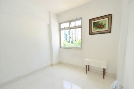 Apartamento à venda com 100m², 3 quartos e 1 vaga Apartamento à venda com 100m², 3 quartos e 1 vagaQuarto1
