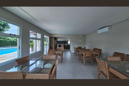 Casa de condomínio à venda com 315m², 5 quartos e 5 vagasÁrea comum - Salão de festas