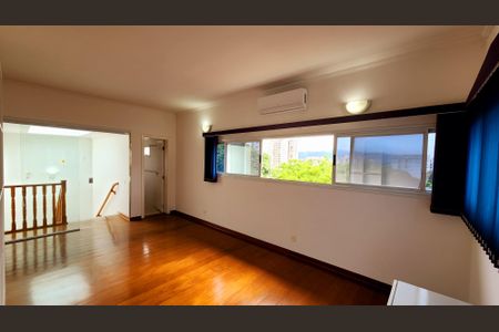 Casa de condomínio à venda com 315m², 5 quartos e 5 vagasQuarto 5 - Suíte (Escritório)