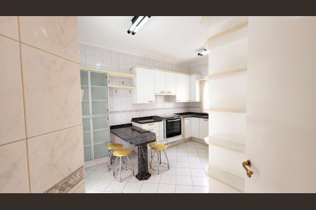 Casa de condomínio à venda com 315m², 5 quartos e 5 vagasCozinha