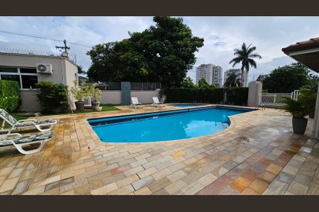 Casa de condomínio à venda com 315m², 5 quartos e 5 vagasÁrea comum - Piscina