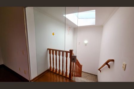 Casa de condomínio à venda com 315m², 5 quartos e 5 vagasEntrada Quarto 5 - Suíte (Escritório)