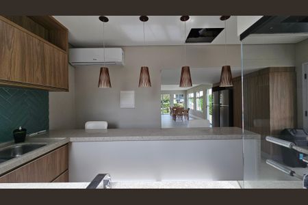 Casa de condomínio à venda com 315m², 5 quartos e 5 vagasÁrea comum - Salão de festas