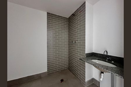 Studio à venda com 29m², 0 quarto e sem vaga Studio à venda com 29m², 0 quarto e sem vagaBanheiro
