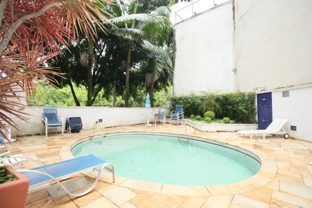 Apartamento à venda com 42m², 1 quarto e 1 vagaÁrea comum - Piscina