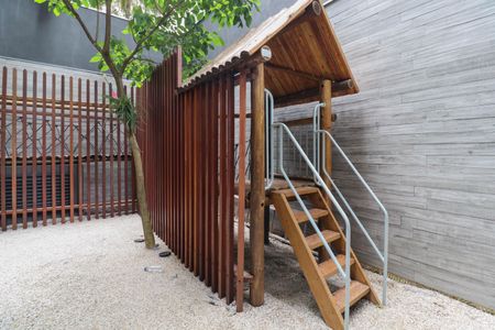 Apartamento à venda com 145m², 2 quartos e 2 vagasÁrea comum - Playground