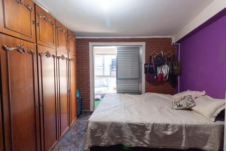Casa à venda com 250m², 5 quartos e 2 vagas Casa à venda com 250m², 5 quartos e 2 vagasQuarto 2