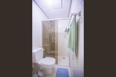 Apartamento à venda com 75m², 2 quartos e 2 vagas Apartamento à venda com 75m², 2 quartos e 2 vagasBanheiro Suíte