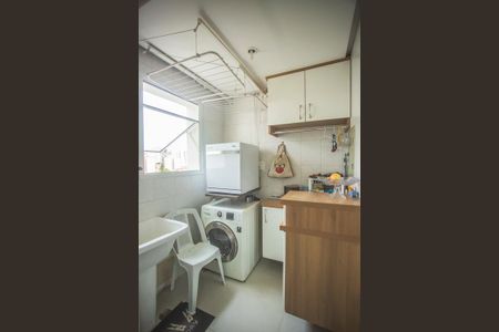 Apartamento à venda com 75m², 2 quartos e 2 vagas Apartamento à venda com 75m², 2 quartos e 2 vagasÁrea de Serviço