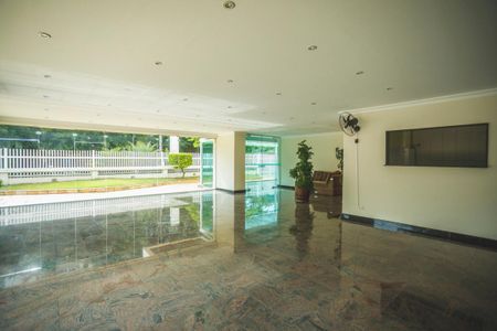 Apartamento à venda com 75m², 2 quartos e 2 vagas Apartamento à venda com 75m², 2 quartos e 2 vagasÁrea comum - Salão de festas