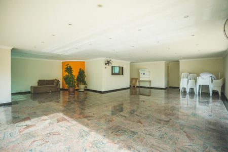 Apartamento à venda com 75m², 2 quartos e 2 vagas Apartamento à venda com 75m², 2 quartos e 2 vagasÁrea comum - Salão de festas