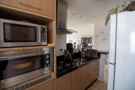 Apartamento à venda com 73m², 2 quartos e 1 vagaCozinha