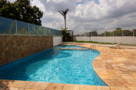 Apartamento à venda com 73m², 2 quartos e 1 vagaÁrea comum - Piscina