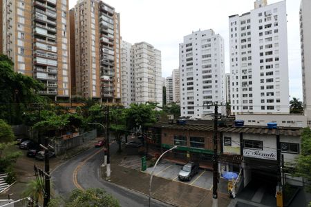 Apartamento para alugar com 140m², 4 quartos e 3 vagas Apartamento para alugar com 140m², 4 quartos e 3 vagasVista