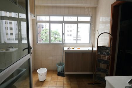 Apartamento para alugar com 140m², 4 quartos e 3 vagas Apartamento para alugar com 140m², 4 quartos e 3 vagasÁrea de Serviço