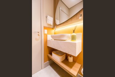 Apartamento à venda com 168m², 3 quartos e 2 vagas Apartamento à venda com 168m², 3 quartos e 2 vagasLavabo