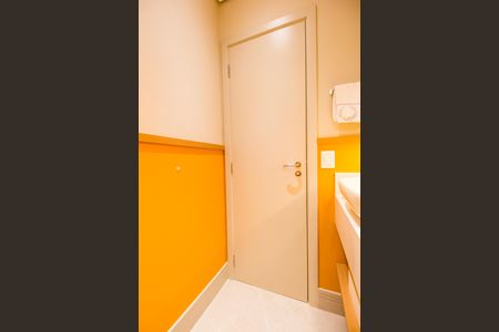 Apartamento à venda com 168m², 3 quartos e 2 vagas Apartamento à venda com 168m², 3 quartos e 2 vagasLavabo