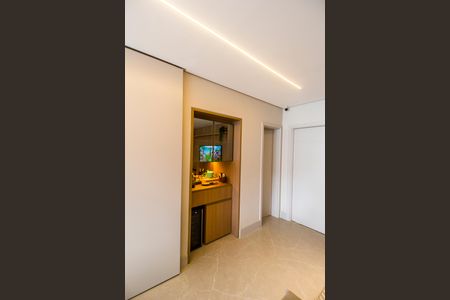 Apartamento à venda com 168m², 3 quartos e 2 vagas Apartamento à venda com 168m², 3 quartos e 2 vagasAdega