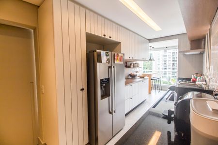 Apartamento à venda com 168m², 3 quartos e 2 vagas Apartamento à venda com 168m², 3 quartos e 2 vagasCozinha