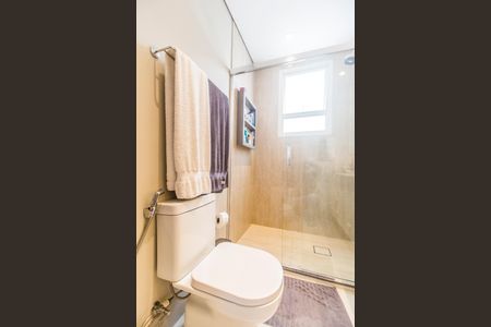 Apartamento à venda com 168m², 3 quartos e 2 vagas Apartamento à venda com 168m², 3 quartos e 2 vagasBanheiro da Suíte 1