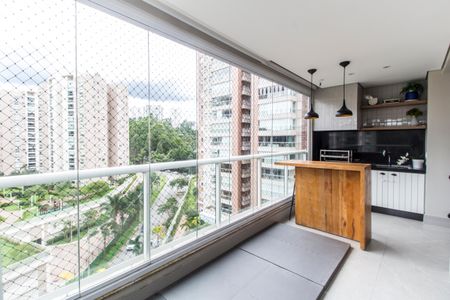 Apartamento à venda com 168m², 3 quartos e 2 vagas Apartamento à venda com 168m², 3 quartos e 2 vagasVaranda gourmet