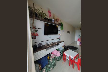 Apartamento à venda com 77m², 3 quartos e 1 vaga Apartamento à venda com 77m², 3 quartos e 1 vagaSala
