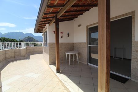 Apartamento à venda com 161m², 4 quartos e 2 vagasTerraço