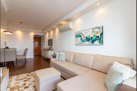 Apartamento à venda com 94m², 3 quartos e 2 vagasSala de Estar