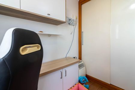 Apartamento à venda com 94m², 3 quartos e 2 vagasQuarto 2