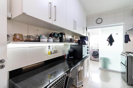 Apartamento à venda com 94m², 3 quartos e 2 vagasCozinha