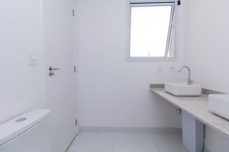 Apartamento à venda com 109m², 3 quartos e 2 vagasBanheiro da Suíte 3