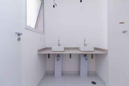 Apartamento à venda com 109m², 3 quartos e 2 vagasBanheiro da Suíte 3