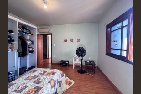 Casa à venda com 323m², 3 quartos e 2 vagasquarto 1