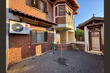 Casa à venda com 323m², 3 quartos e 2 vagasÁrea comum