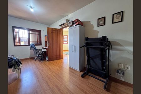 Casa à venda com 323m², 3 quartos e 2 vagasquarto 2