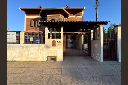 Casa à venda com 323m², 3 quartos e 2 vagasplaquinha fachada