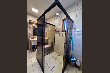 Casa à venda com 323m², 3 quartos e 2 vagasbanheiro 1