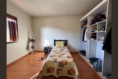 Casa à venda com 323m², 3 quartos e 2 vagasquarto 1